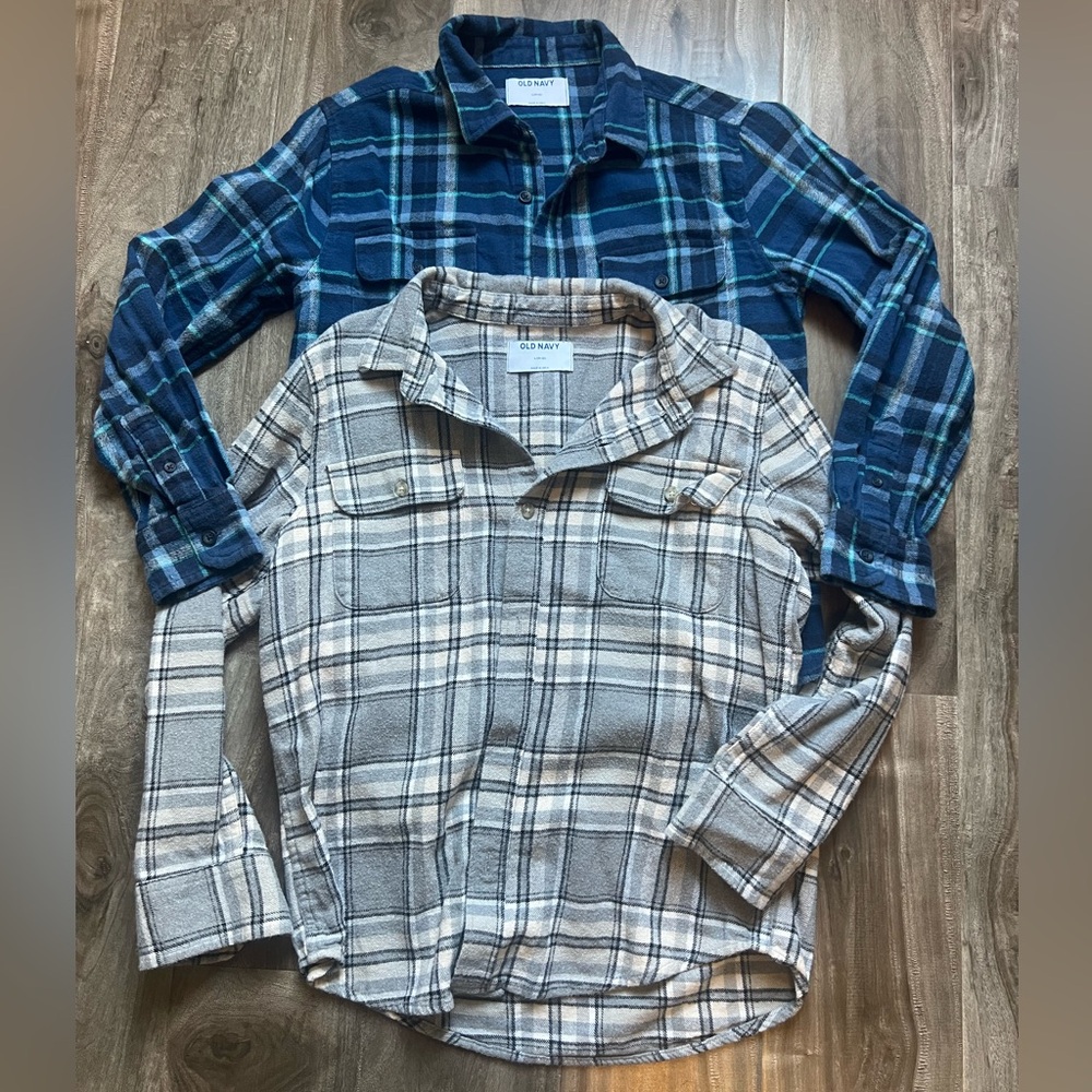 Old Navy 2 sets of kids flannel shirts, Blue and Gray Plaid Shirts size 10